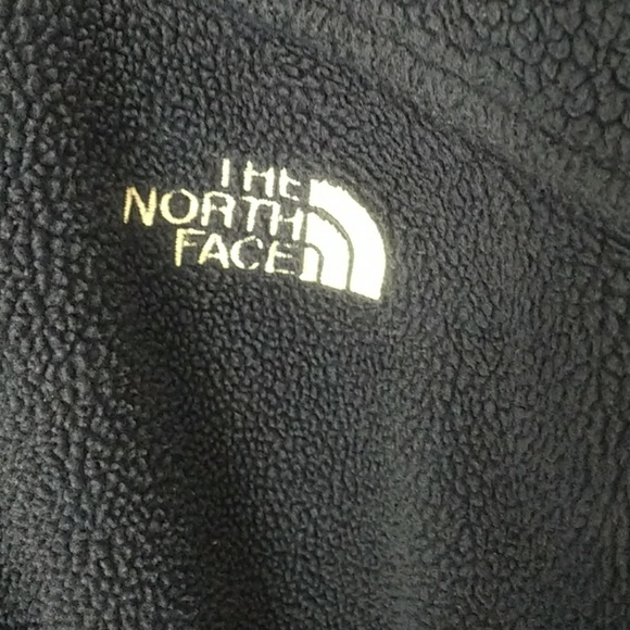 GUC The North Face Navy and Black Fleece Jacket - Picture 2 of 7